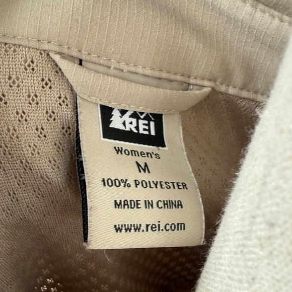 REI Women's Khaki Safari Shirt - Picture 2 of 7